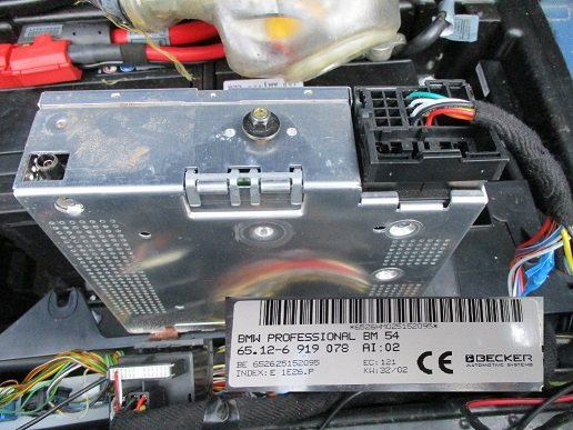 BMW PROFESSIONAL BM54 AMPLIFIER BECKER 65.12-6 919 078.jpg